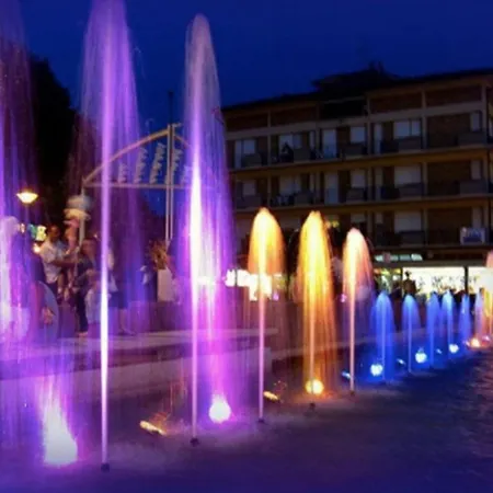 Colourful Flat In The Heart Of - Beahost *