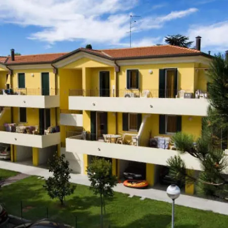 Colourful Flat In The Heart Of - Beahost بيبيوني