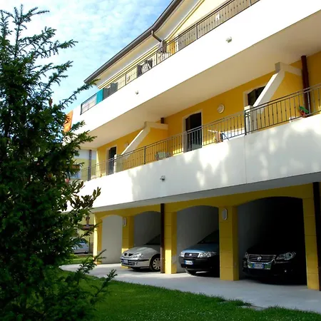 Colourful Flat In The Heart Of - Beahost Bibione